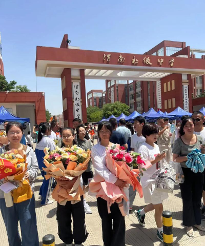 渭城区车站中学阅读区