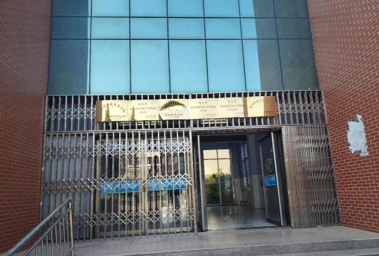 兰州汽车齿轮厂学校阅读区