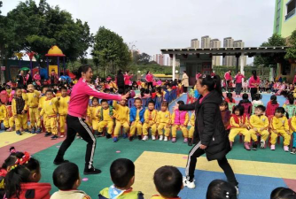 东莞市东坑镇丽晶幼儿园阅读区