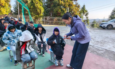从江县翠里中学阅读区