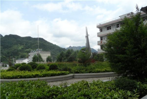 麻江县谷硐中学阅读区