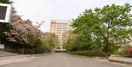 贵州特殊教育中等职业技术学校阅读区