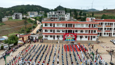 罗平县阿岗第一中学阅读区
