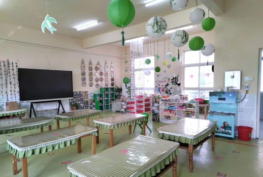 桂林市秀峰区开发幼儿园阅读区