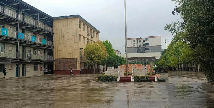 汉江机床厂子弟学校阅读区