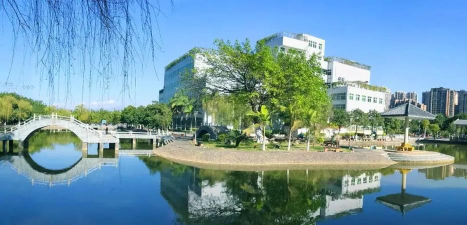 四川省攀枝花市卫生学校阅读区