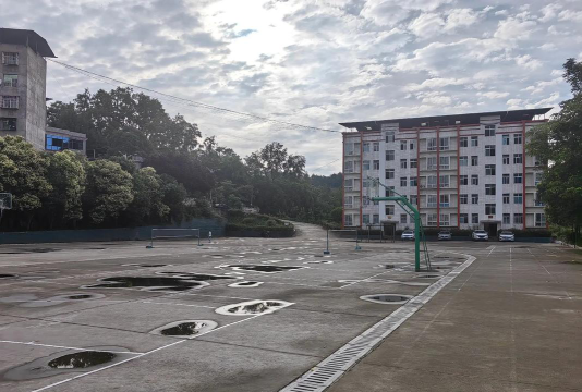 平昌县笔山职业中学阅读区