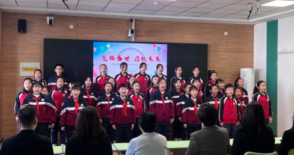 兴隆街乡中心小学阅读区