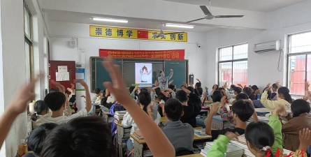 益阳市资阳区沙头镇建民学校阅读区