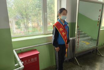 一八六团中学阅读区