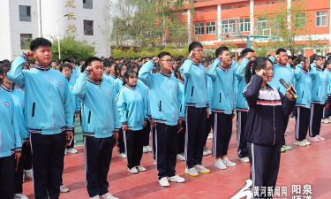 平定县冶西镇高级职业中学校阅读区