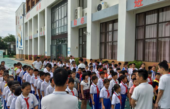 龙海小学阅读区