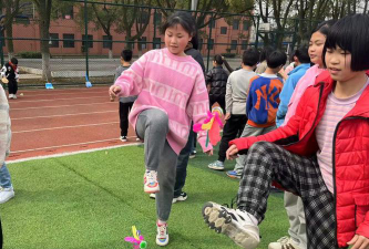 沅江市共华镇新华中心小学阅读区