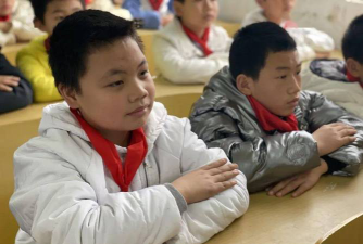坳上中心完小阅读区