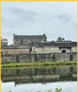 龙门县龙华镇鱼允教学点阅读区