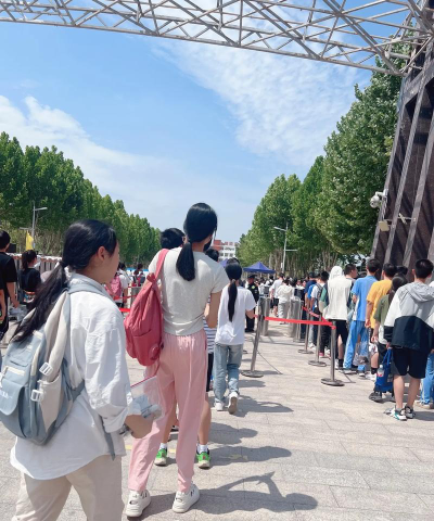 只里中学阅读区