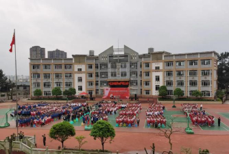 贵州省开阳县第四中学阅读区