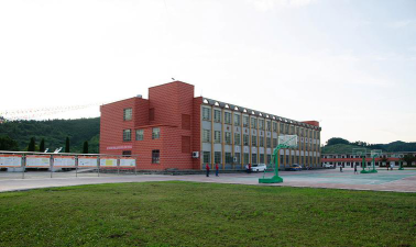 贵阳黄冈学校阅读区