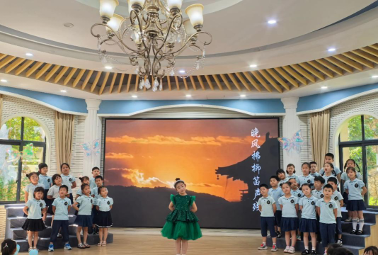 揭阳市榕城区西马香苗幼儿园阅读区
