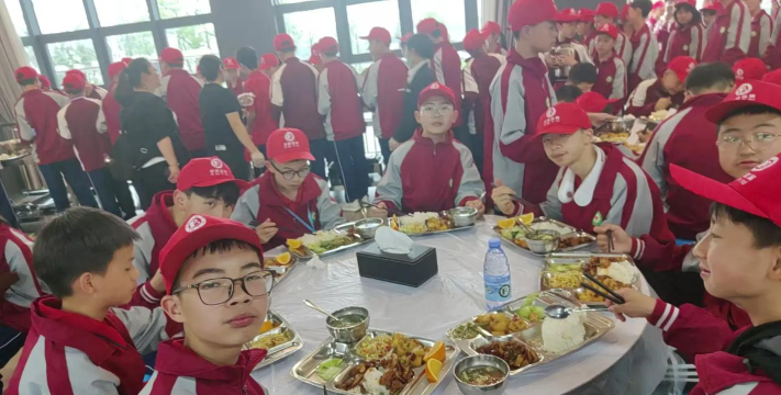 赵八乡中学阅读区