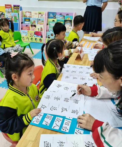 胜前第三幼儿园阅读区