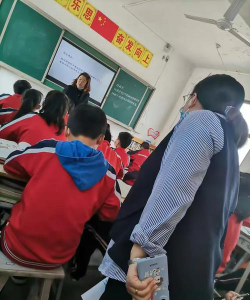 无极县郭庄镇初级中学阅读区