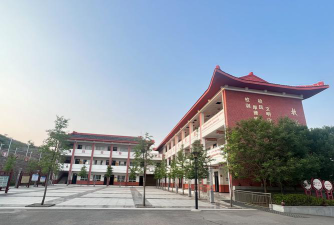 广州市增城区石滩镇江龙学校阅读区