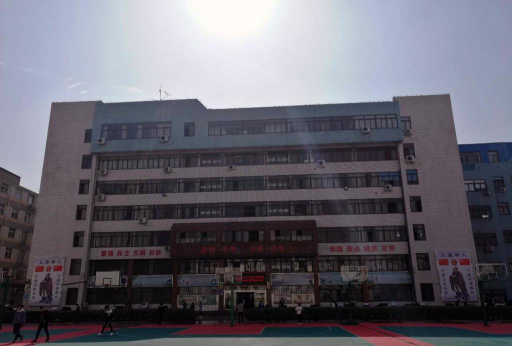 河南省外贸学校阅读区