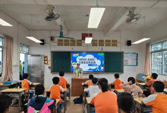莲塘镇香枫小学阅读区
