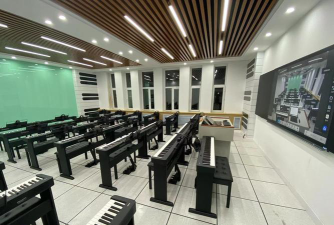 长春市城建工程学校阅读区