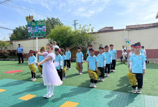 健豪幼儿园阅读区