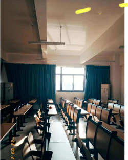喀什财贸学校阅读区