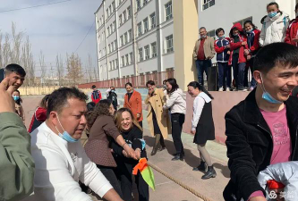 阿图什市第六中阅读区