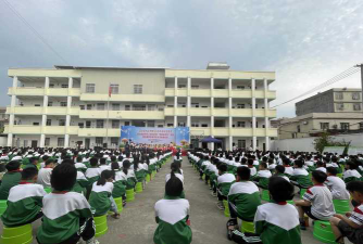 台中市和平区博爱国民小学阅读区