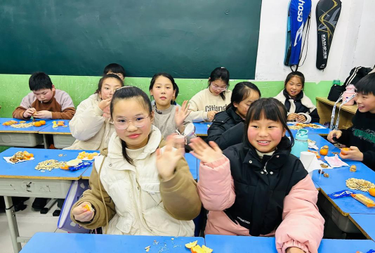台中市大雅区阳明国民小学阅读区