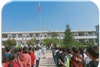 伏家营中学阅读区