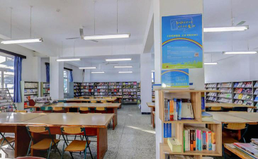 首钢工学院阅读区