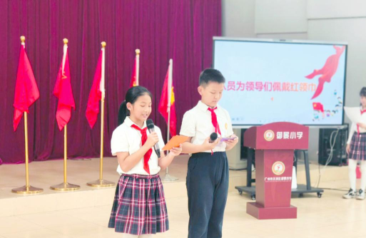 广州市天河区御景小学阅读区