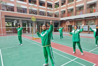 广州市天河区东风实验小学阅读区