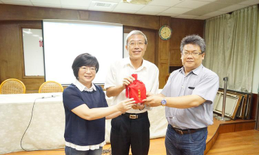 台南市永康区大湾国民小学阅读区