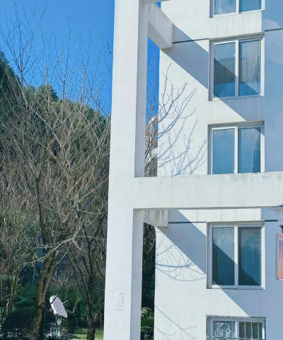 贵阳市息烽县第二中学(息烽二中)阅读区