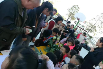 广东省湛江市奋勇华侨农场幼儿园阅读区