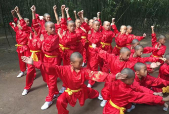 乐山大佛文武学校阅读区