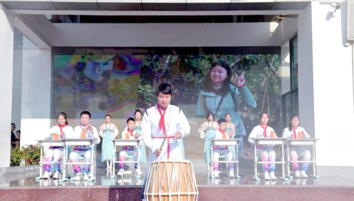 深圳市翠北实验小学阅读区