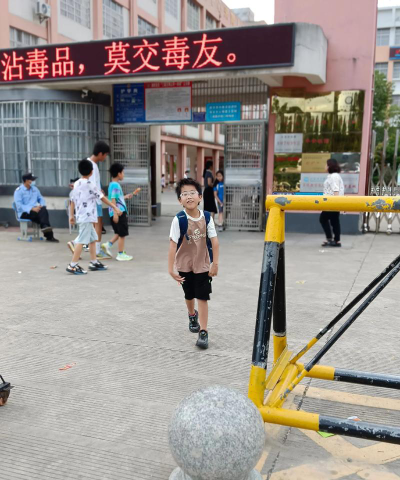 道县道江镇第三小学阅读区
