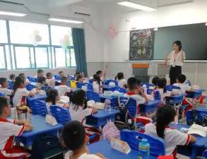 海口市美灵小学阅读区