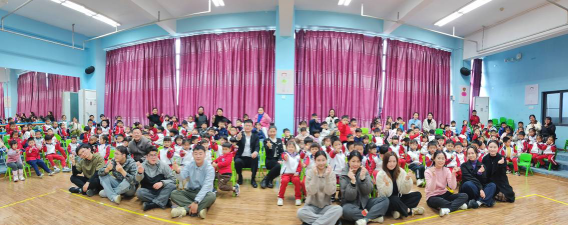 清远市清城区艺术幼儿园阅读区
