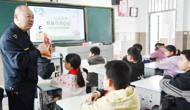 江永县上江圩镇中心小学阅读区