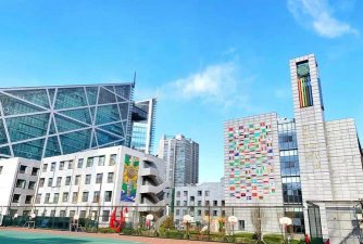 北京朝阳区芳草地国际学校民族校区阅读区
