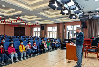 上海青浦区淀山湖小学阅读区